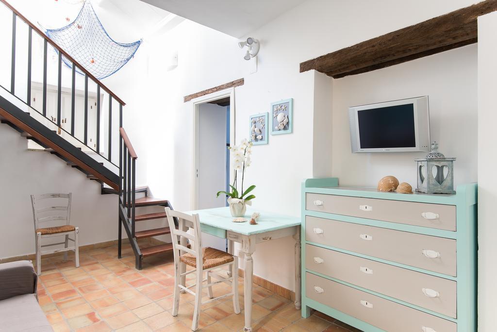 La Gorgone Ortigia Apartments Syrakusa Exteriör bild